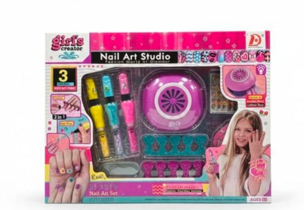 Nail Art Studio